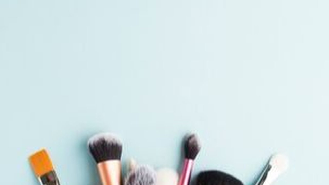 Bersihkan Alat Makeup Sekarang, Ini Cara Membersihkannya Supaya Wajah Tetap Sehat