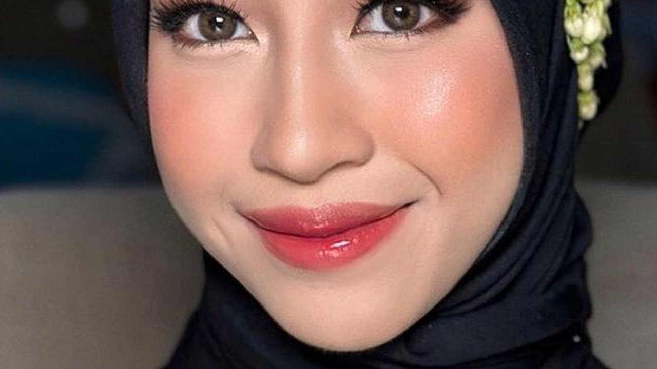Potret Adiba Khanza Jelang Pernikahan dengan Eggy Maulana, Cantik Banget di Momen Siraman dan Pengajian