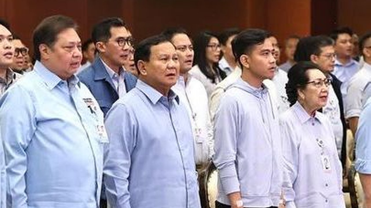 VIDEO: Prabowo Bocorkan Rahasia Minta Gibran Jadi Cawapres: Dinasti Apa Salahnya?