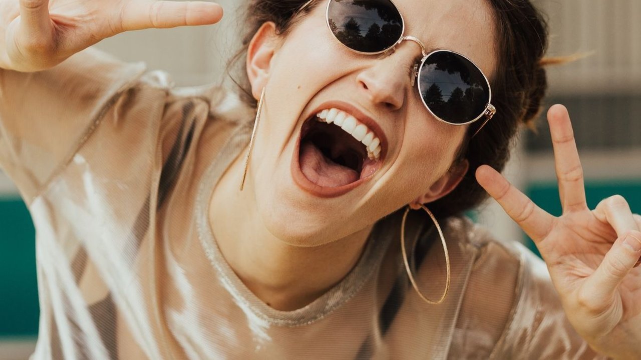 5 Cara Alami untuk Meningkatkan Suasana Hati Secara Mudah Tanpa Biaya