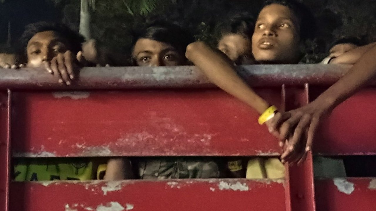 135 Pengungsi Rohingya di Kantor Gubernur Aceh, Akhirnya Ditampung ke Camp Pramuka