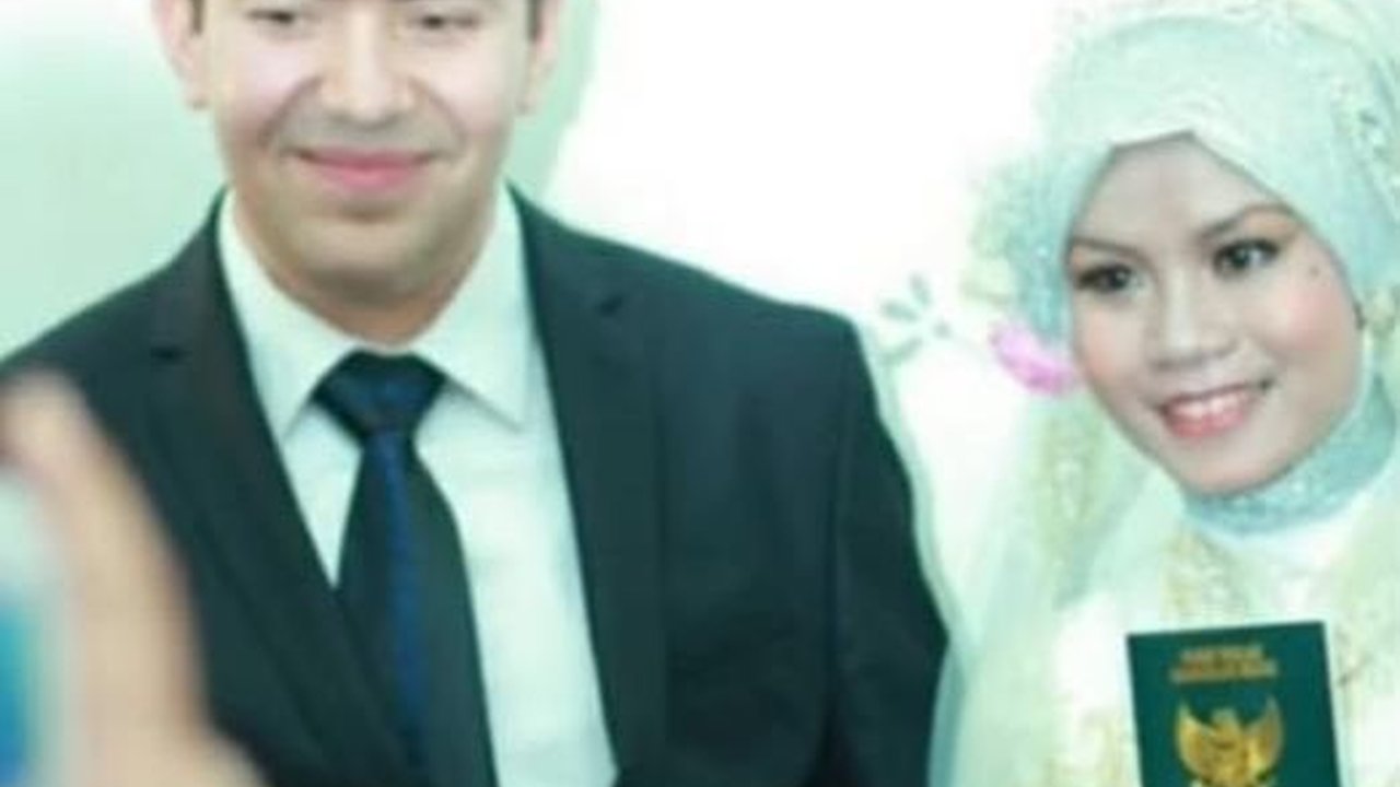 Menikah dengan Pria Turki, Kisah Cinta Wanita Ini Viral Curi Perhatian