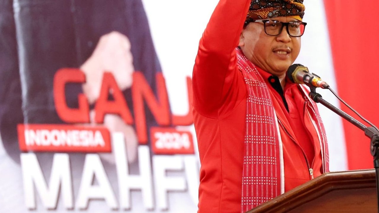 Sekjen PDIP Jawab Elektabilitas Ganjar-Mahfud Anjlok, Ajak Seluruh Caleg Berkeringat