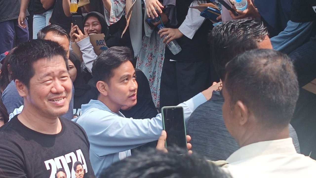 Blusukan ke Muara Baru Jakut, Gibran Terima Keluhan Soal Cold Storage Ikan