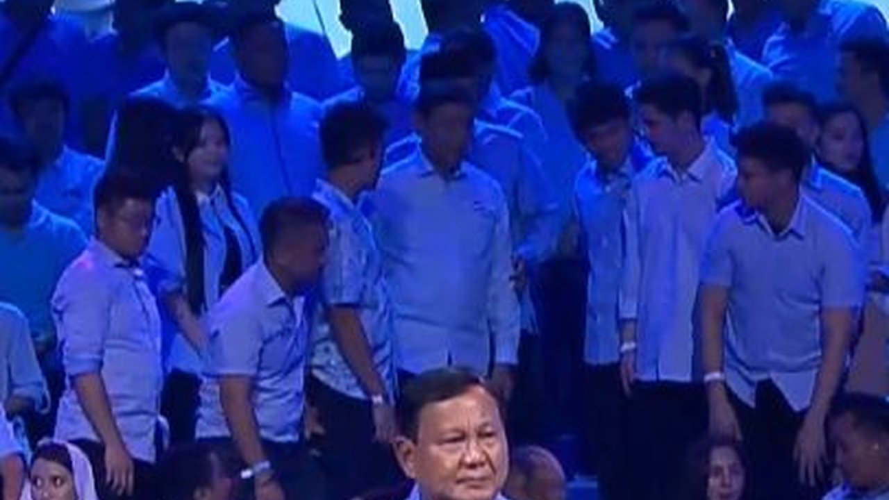 Momen Relawan Mas Bowo Gelar Jalan Sehat di ‘Kandang’ Prabowo