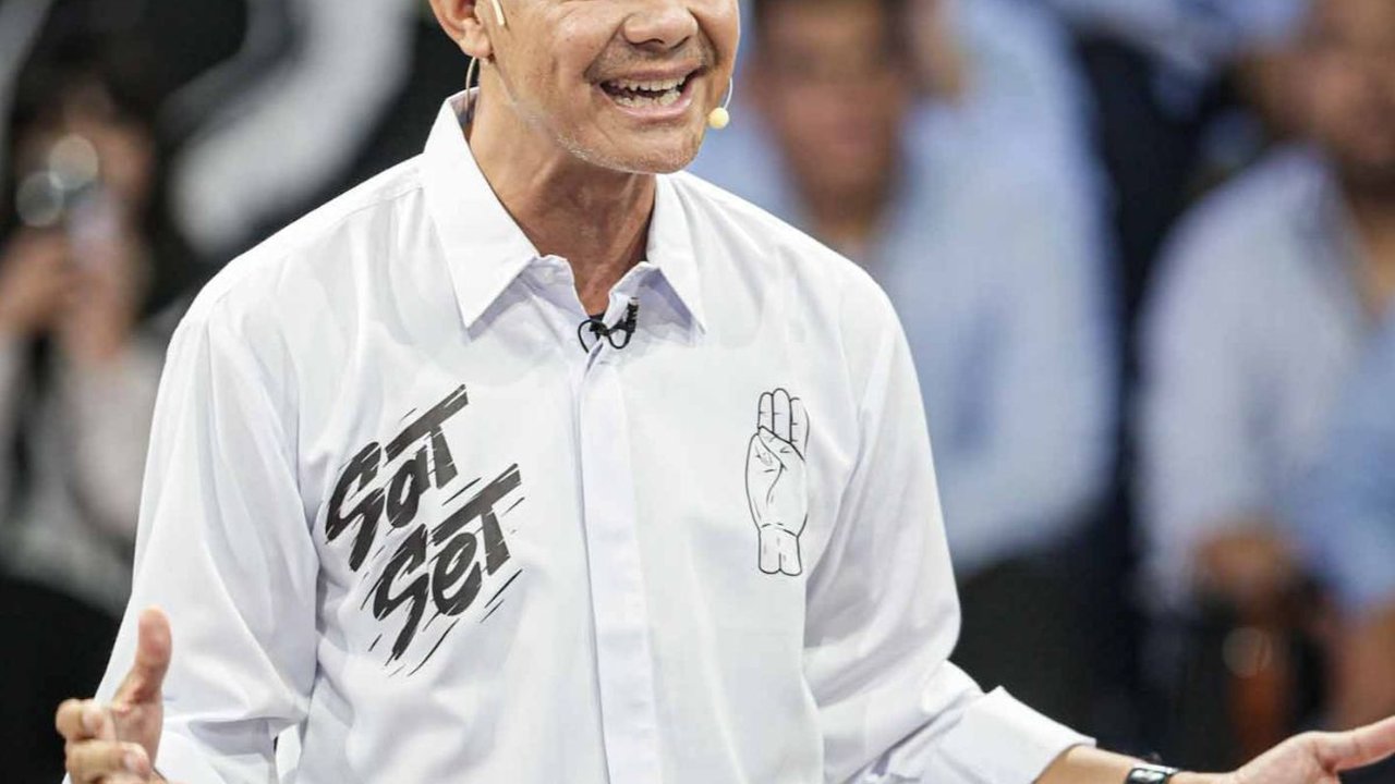 VIDEO: Menusuk Prabowo Tanya Ganjar Soal Isu Atasi Pengangguran