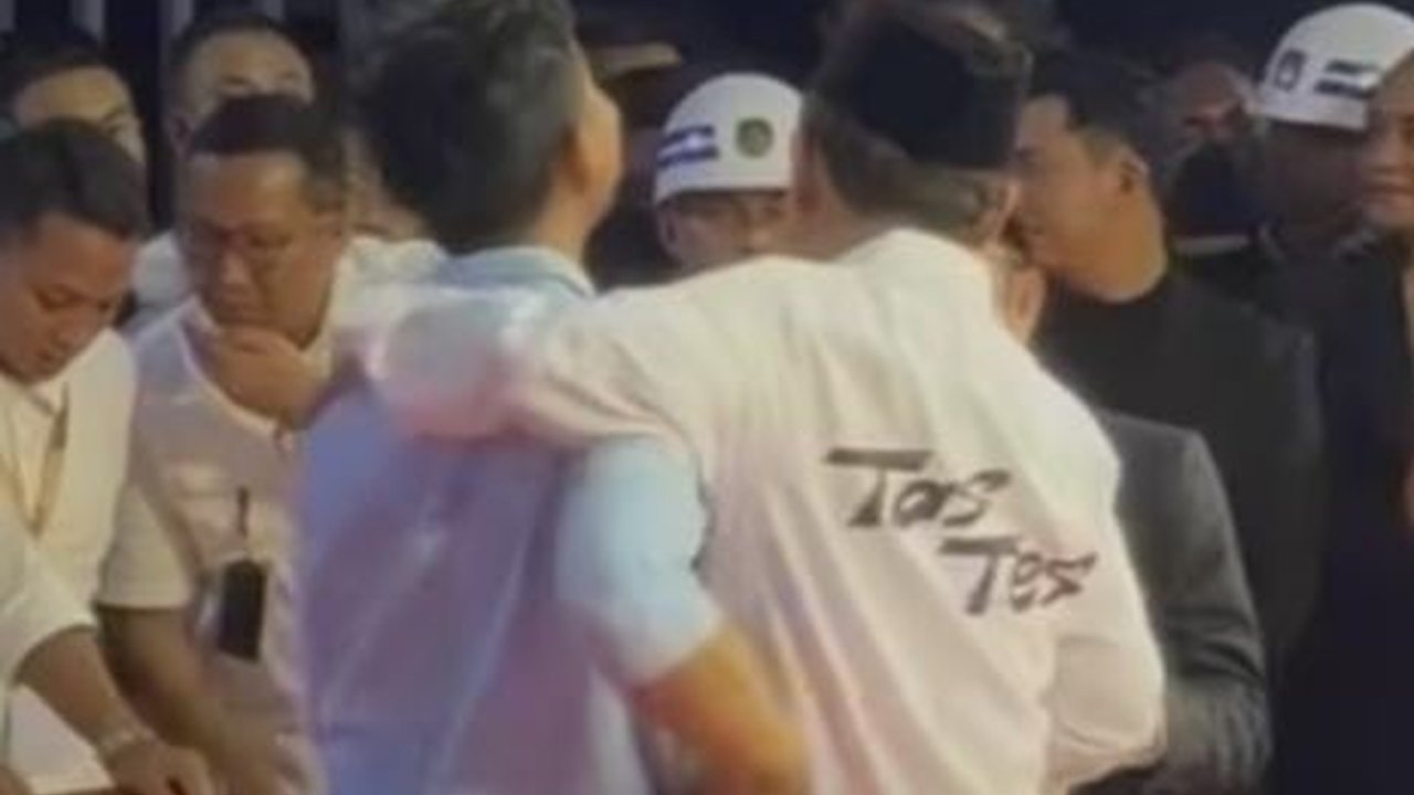 Momen Pelukan Mahfud, Gibran dan Cak Imin usai Debat Capres, Ternyata Ini yang Mereka Bicarakan