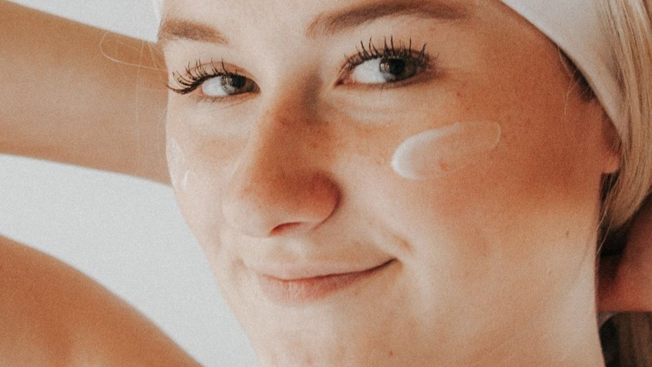 5 Manfaat Mengetahui Undertone Kulit, Bantu Cegah Salah Pilih Warna Kosmetik dan Baju