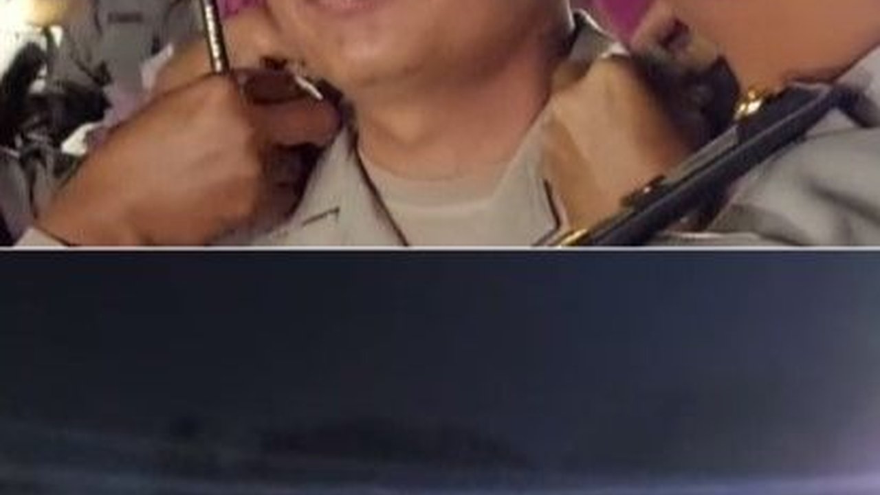 Viral Momen Haru Pemasangan Pangkat Perwira, Para Sahabat Gantikan Peran Istri Polisi yang Meninggal Dunia