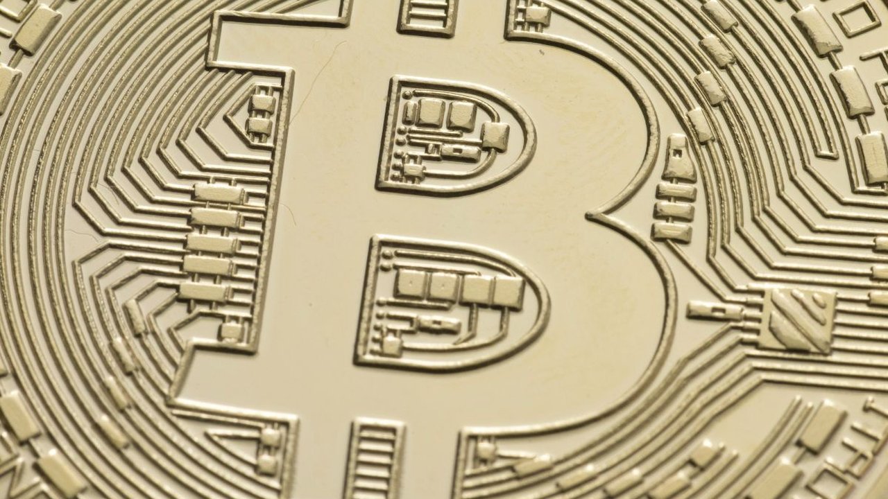 Kapitalisasi Pasar Bitcoin Capai USD 858 Miliar di 2023, Bagaimana di 2024?