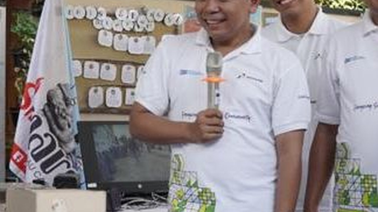Edukasi Generasi Muda Peduli Lingkungan Melalui Sekolah Energi Berdikari di Semarang