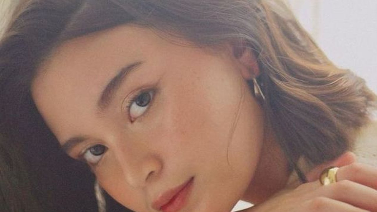 Diduga Pacar Baru Bio One, Berikut Ini 8 Potret Penyanyi Cantik Jubilee Marisa