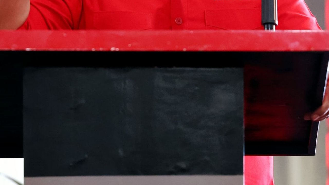 VIDEO: Hasto PDIP Serang Prabowo Tak Punya Kemampuan Debat Seperti Jokowi