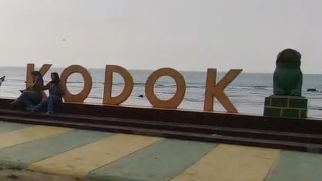 Serunya Berkunjung ke Pantai Kodok Pandeglang, Ada Kolam Renang dengan Pemandangan Laut