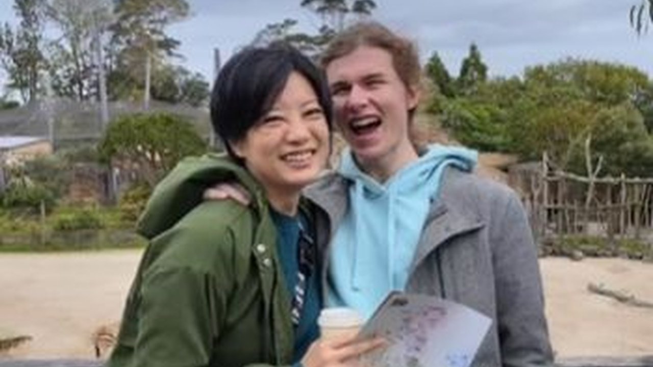 Potret Bucin Leony dan Pacar Bulenya, Bakal Natalan Bersama di New Zealand