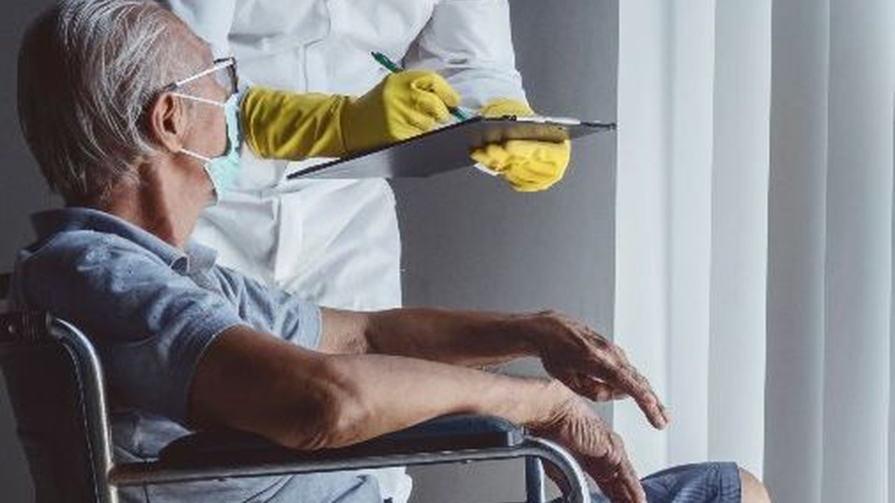 Kasus Covid-19 Meningkat di 21 Provinsi