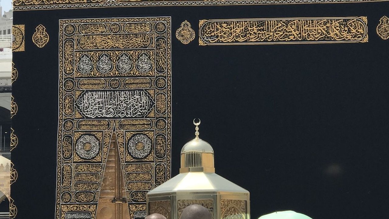 Gandeng Kampus Ibnu Chaldun, Visitrip Group Buka Program Studi Manajemen Haji dan Umrah