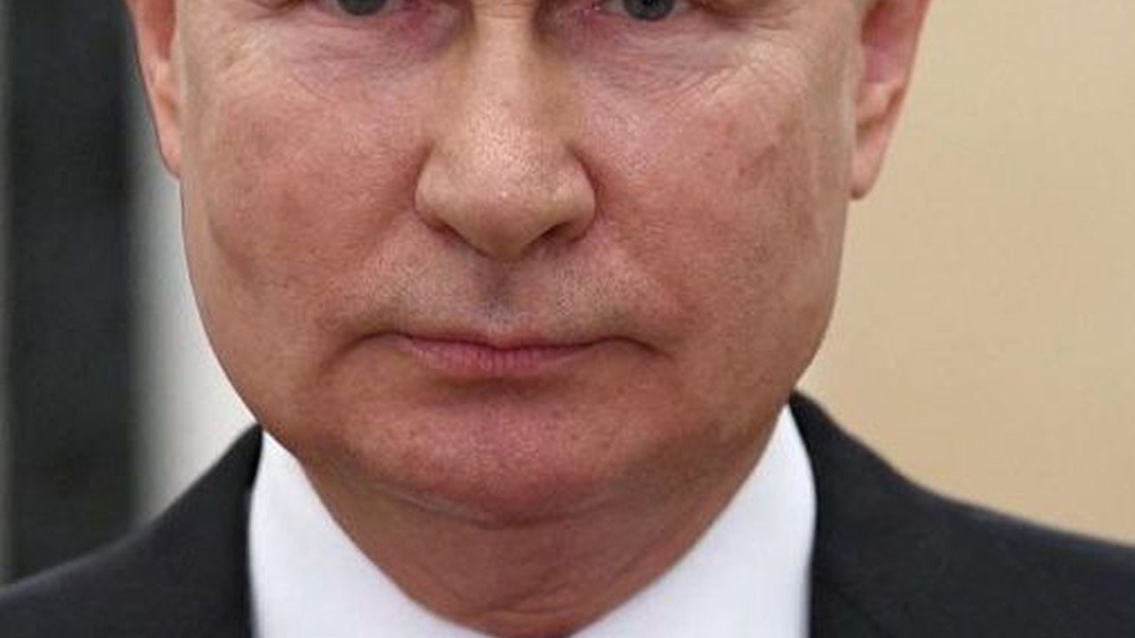 Putin Kaget Bisa Ngobrol dengan Dirinya Sendiri Saat Konferensi Pers