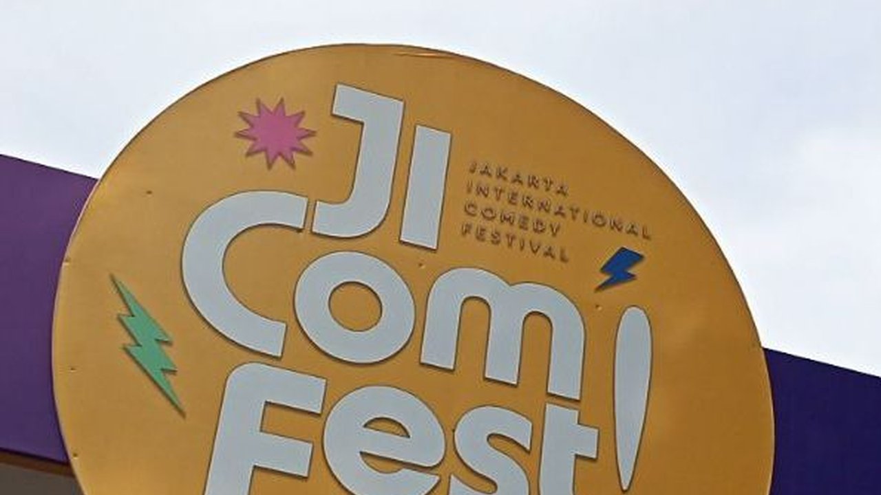 Penampilan Komika Bikin Penonton JICOMFEST 2023 Tertawa Ngakak