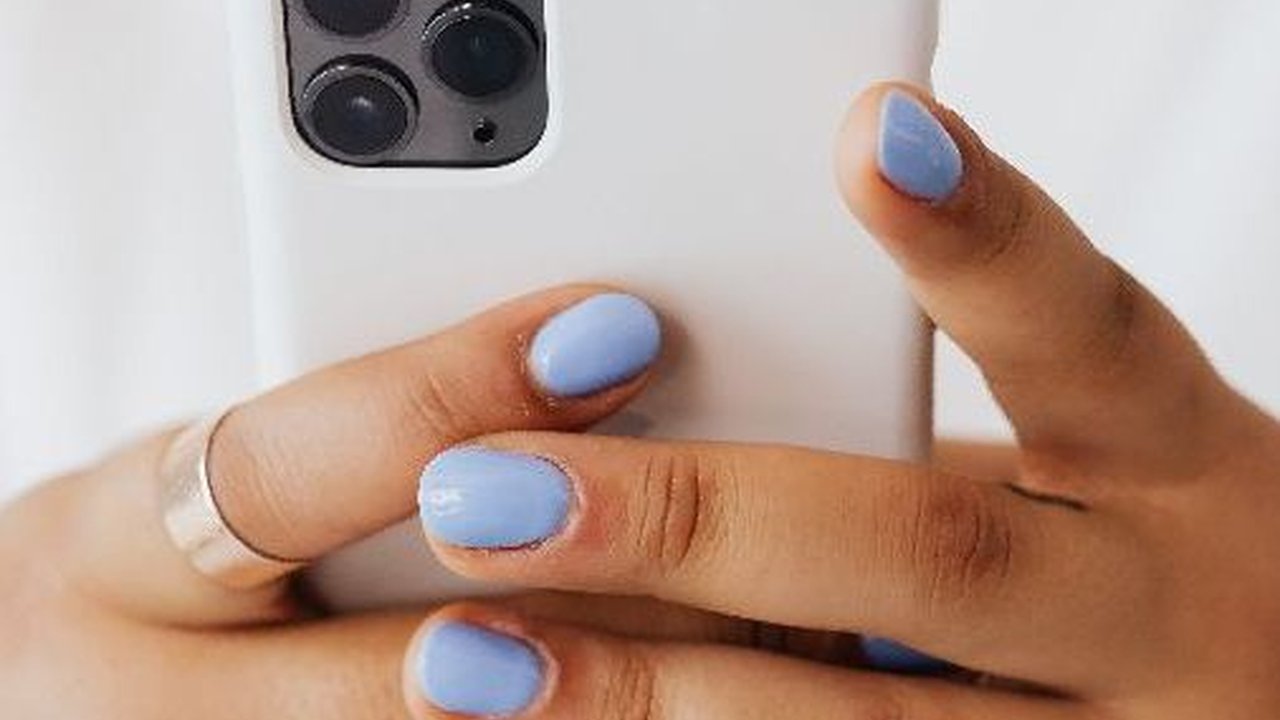 Pentingnya Peran Perempuan dalam Keluarga Mencegah Kejahatan Digital