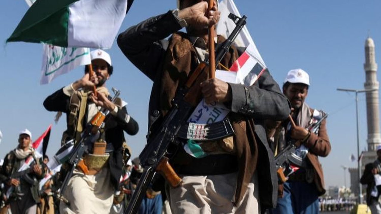 Saudi, UEA, dan Yordania Bantu Israel Lewati Blokade Yaman di Laut Merah