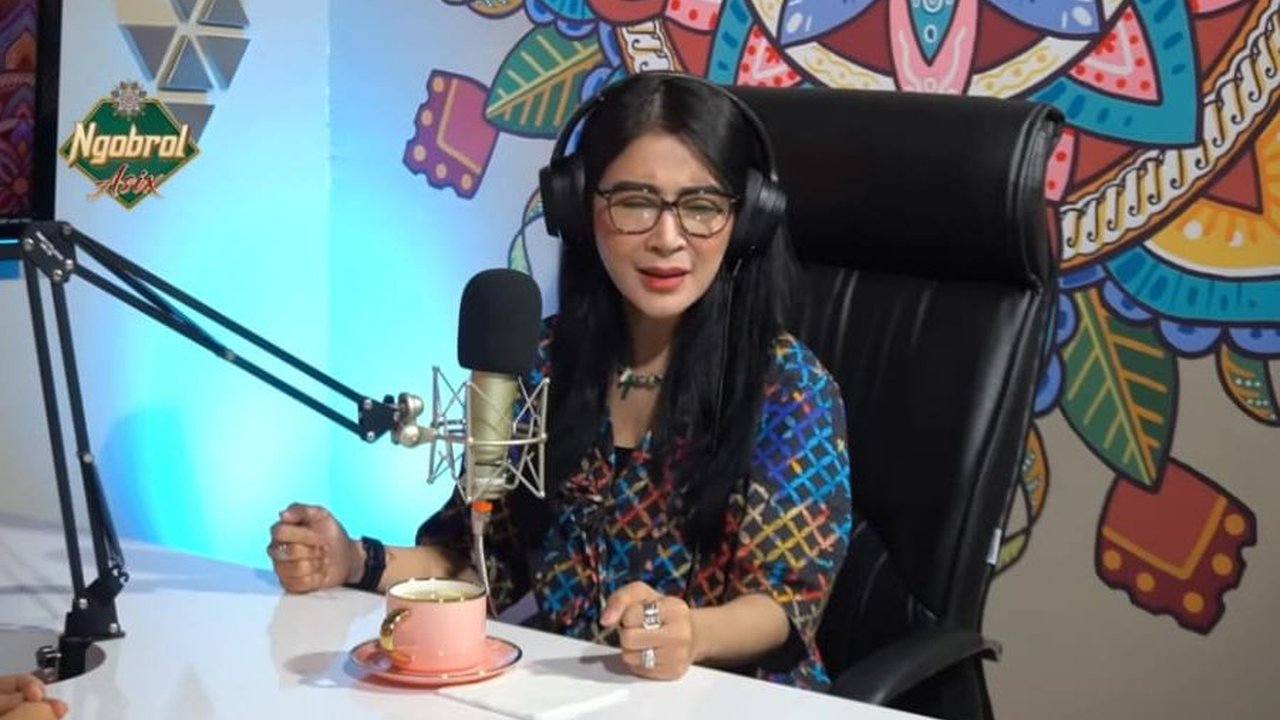 Suaminya Polisi, Uut Permatasari Sampai Menangis Ceritakan Perjalanan Rumah Tangganya