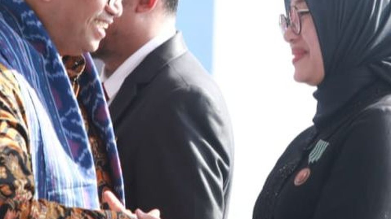 Bupati Banyuwangi Raih Satyalencana Wirakarya Berkat Pengembangan Sektor Kelautan