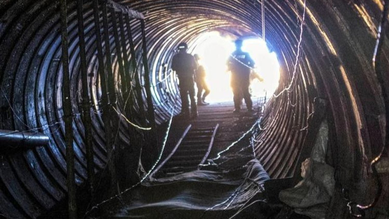FOTO: Penampakan Terowongan Terbesar di Gaza yang Diklaim Israel Punya Hamas untuk Menyerang Perbatasan