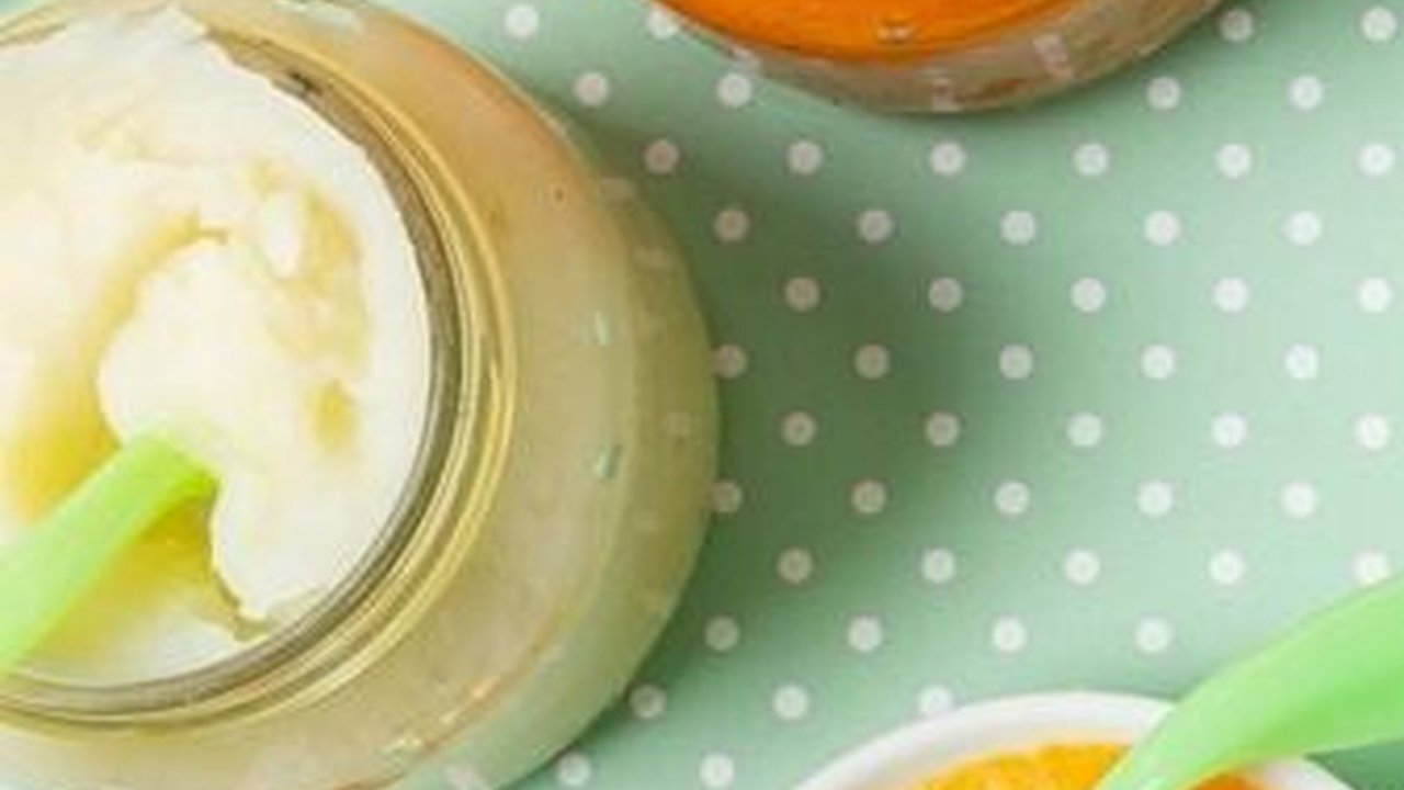 Memahami Perkembangan Tekstur Makanan Pendamping ASI (MPASI) Anak 6 Bulan Hingga 12 Bulan