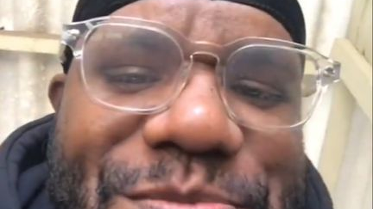 Terlalu Lama Tinggal di Bandung, Pemuda Papua Ini Sampai Lupa Bahasa Sendiri