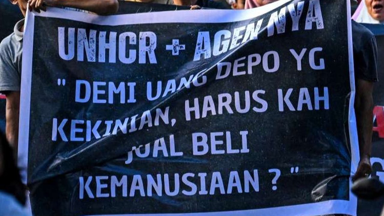 FOTO: Aksi Warga Sabang Demo Tolak Kedatangan Pengungsi Rohingya di Aceh