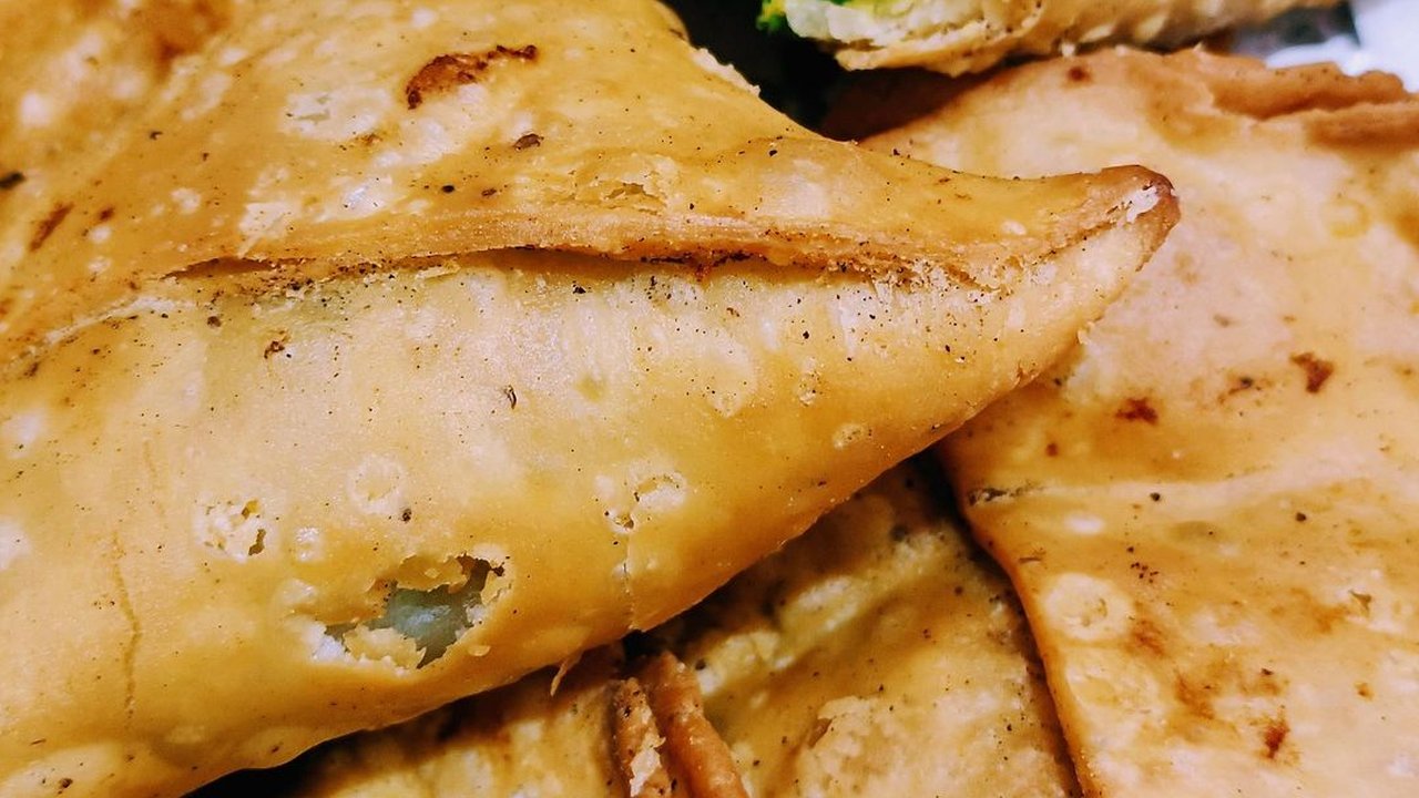 12 Resep Pastel Aneka Isi Lezat dan Mudah, Cocok untuk Ngemil Sore