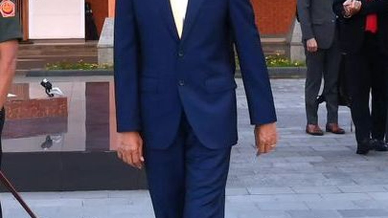 VIDEO: Kode Dasi Kuning, Jokowi Blak-Blakan Ngaku Nyaman dengan Golkar