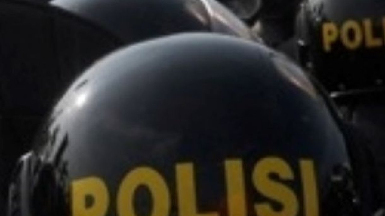 Bawa Alphard Bodong, Ini Identitas Polisi Koboi Ancam Warga Pakai Pisau di Palembang