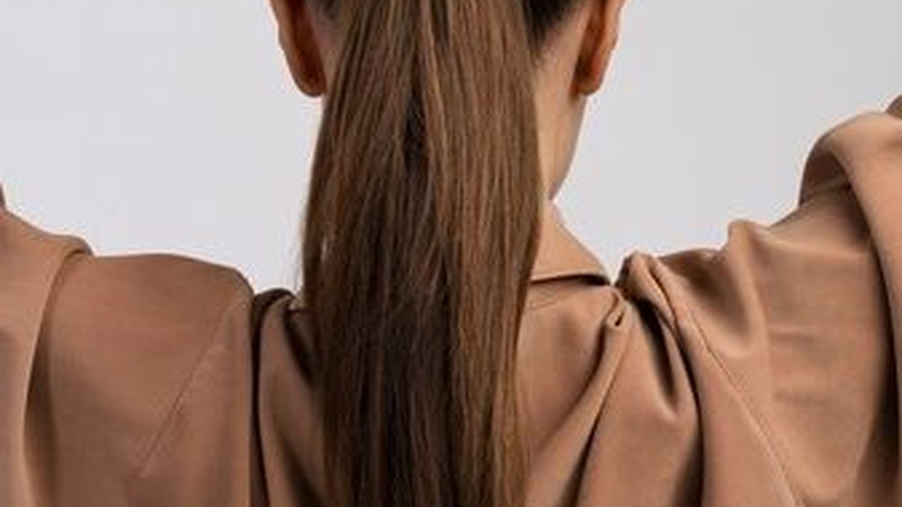 Hentikan 10 Kebiasaan Ini agar Rambut Tetap Sehat dan Cantik