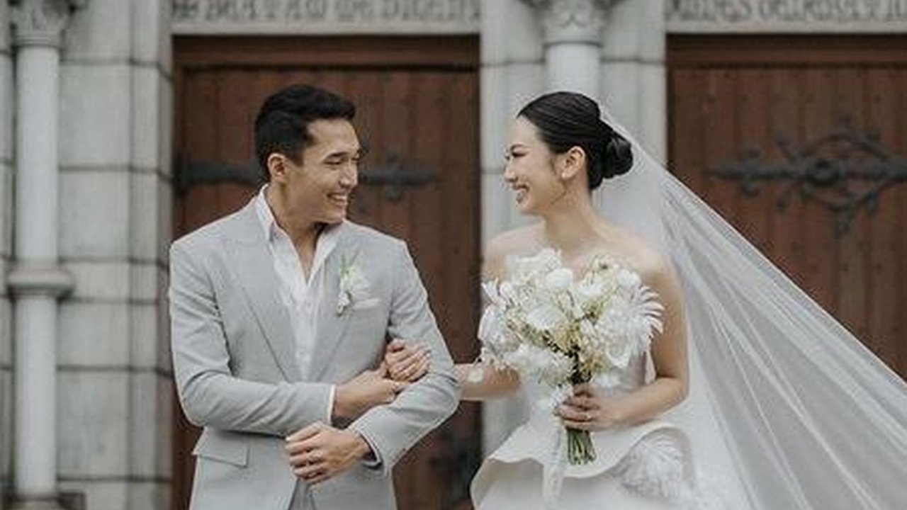 Digelar di Gereja Katedral, Ini Potret Pernikahan Jonatan Christie dan Shanju