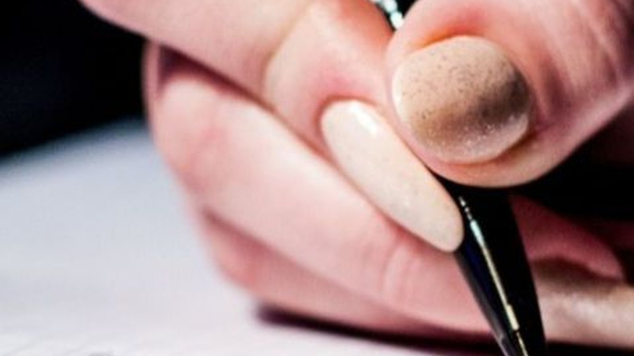 Contoh Biodata Diri dan Cara Membuatnya, Perlu Diketahui