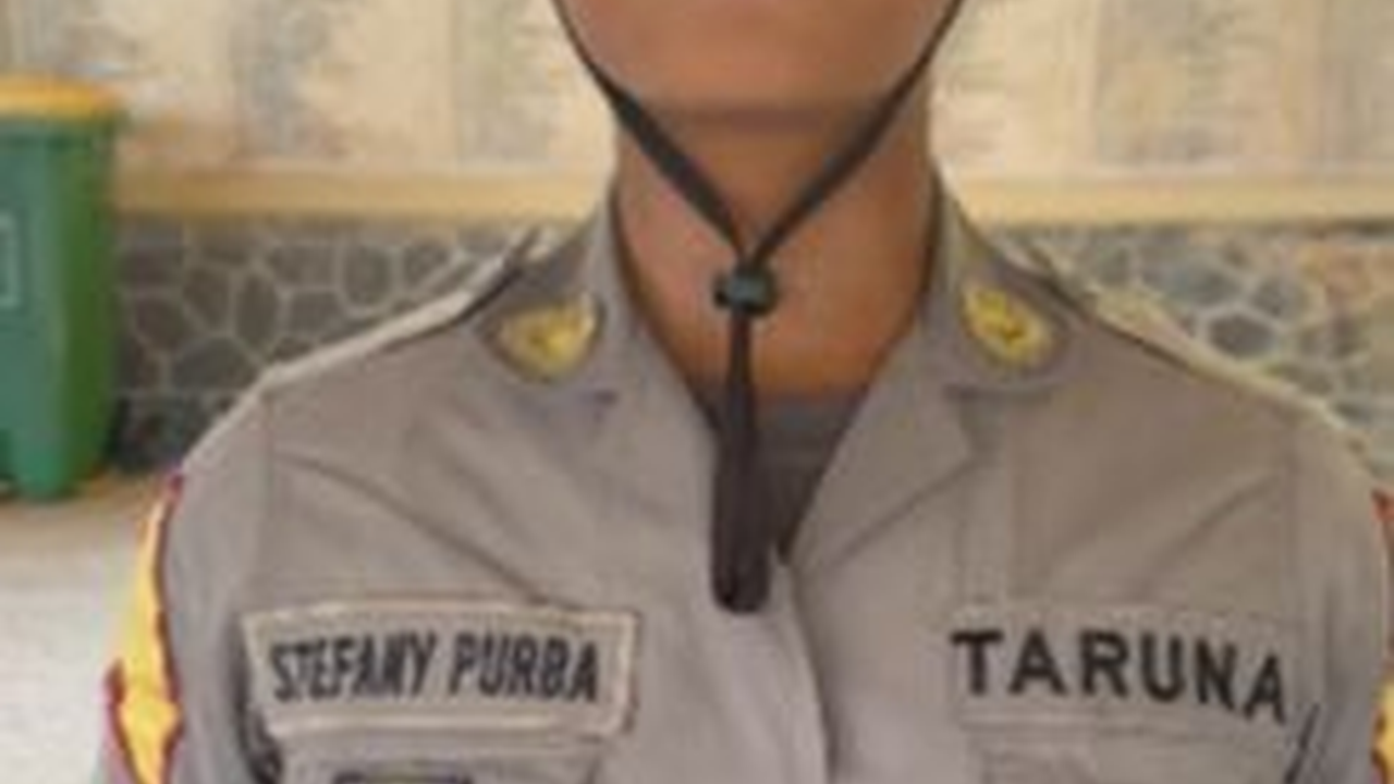 Kisah Haru Stefany Purba Taruni Terbaik Akpol, Ayahnya Pangkat Aiptu Wafat Usai Sidang Akhir Pusat