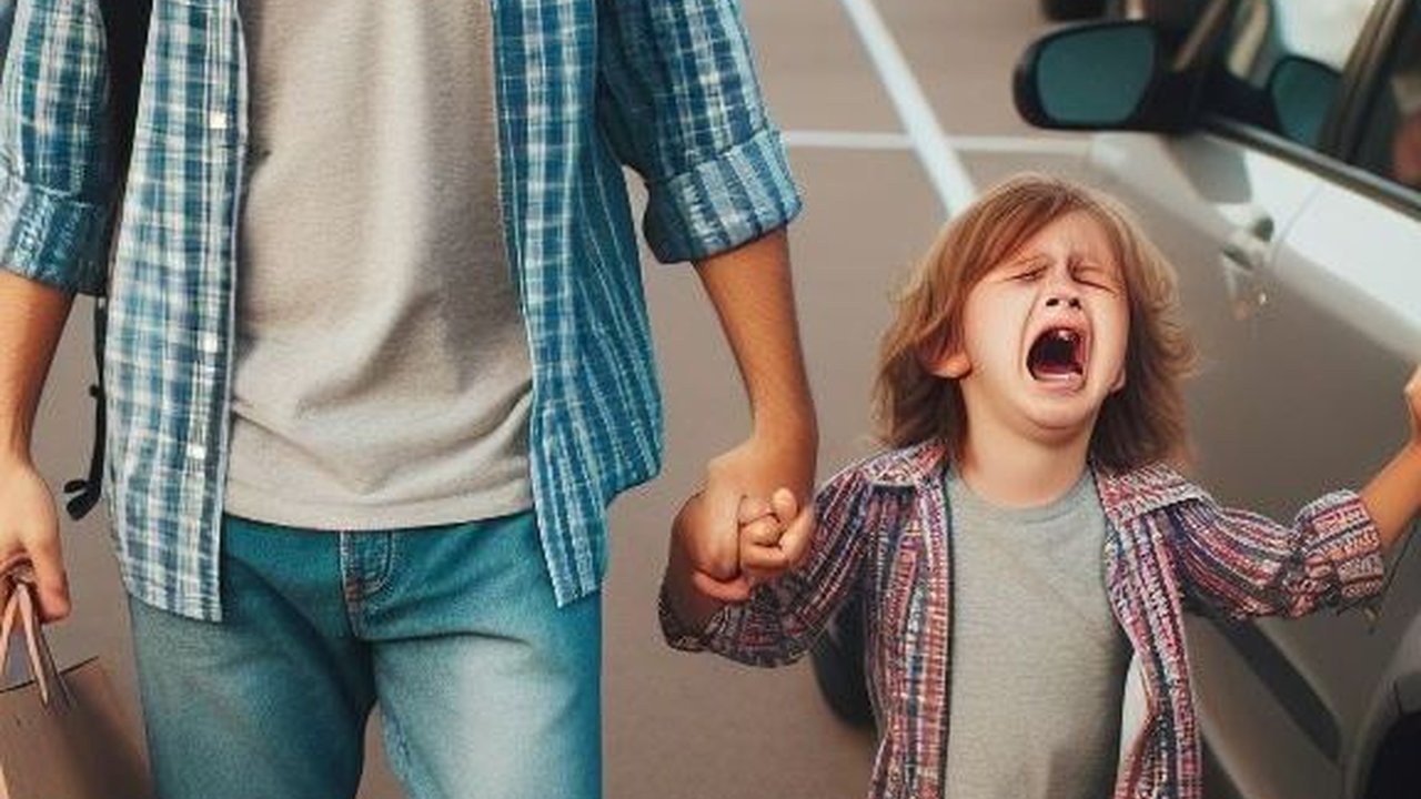 Cara Mencegah dan Mengatasi Anak Rewel pada Perjalanan Darat dan Udara