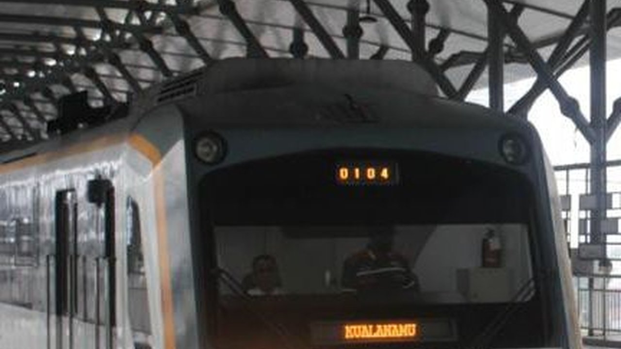Warga Tangerang Mulai Pilih KA Bandara Dibanding KRL, Penumpang Diprediksi Membludak Saat Nataru
