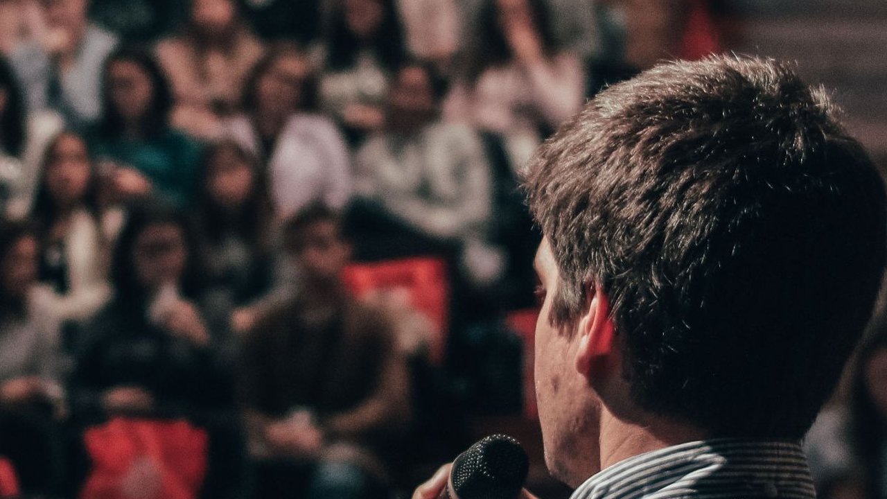 Intonasi Adalah Tinggi Rendahnya Nada pada Kalimat, Simak Penjelasannya