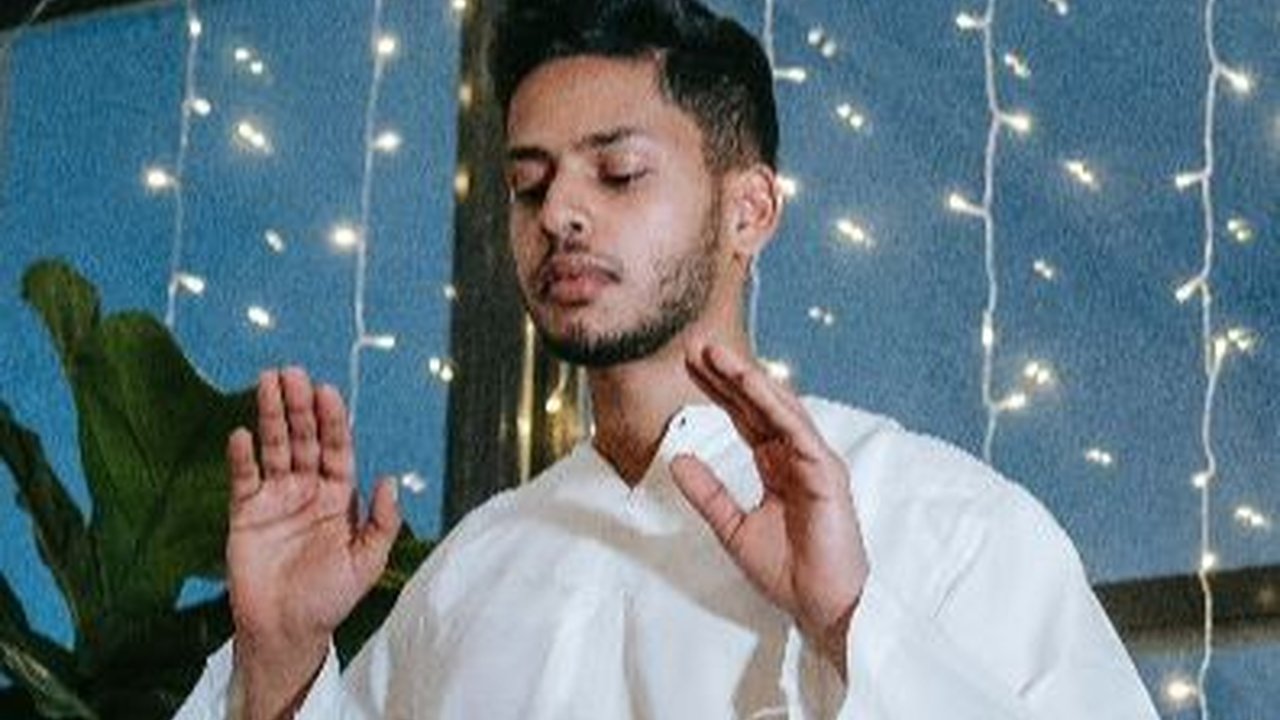 Niat Sholat Ghaib, Lengkap beserta Tata Cara dan Keutamaannya