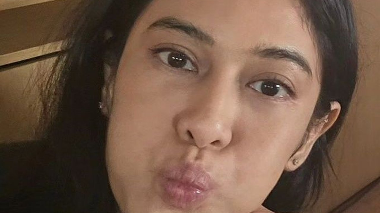 Deretan Foto Dian Sastrowardoyo Tanpa Makeup Bikin Netizen Iri, Cantik Paripurna dan Nyaris Tak Ada Keriput