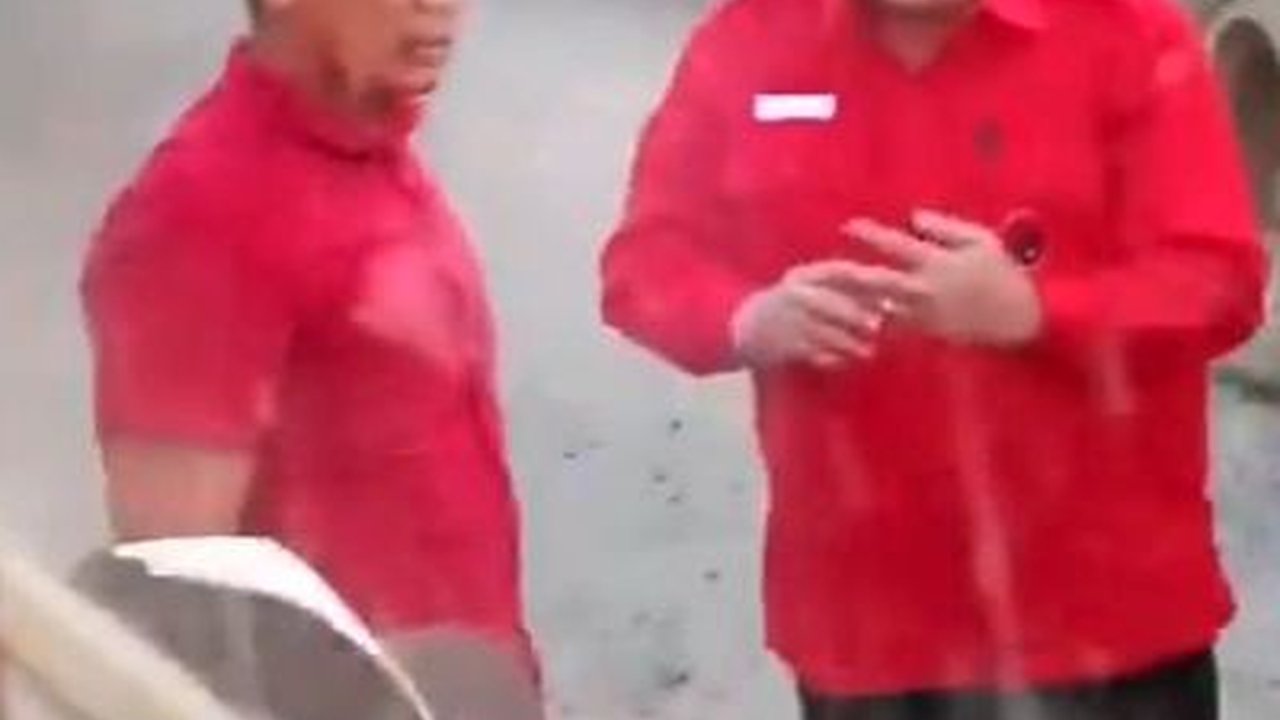 Ajudan TNI Aniaya & Tendang Wajah Sopir Truk CPO, Bupati Kutai Barat Minta Maaf