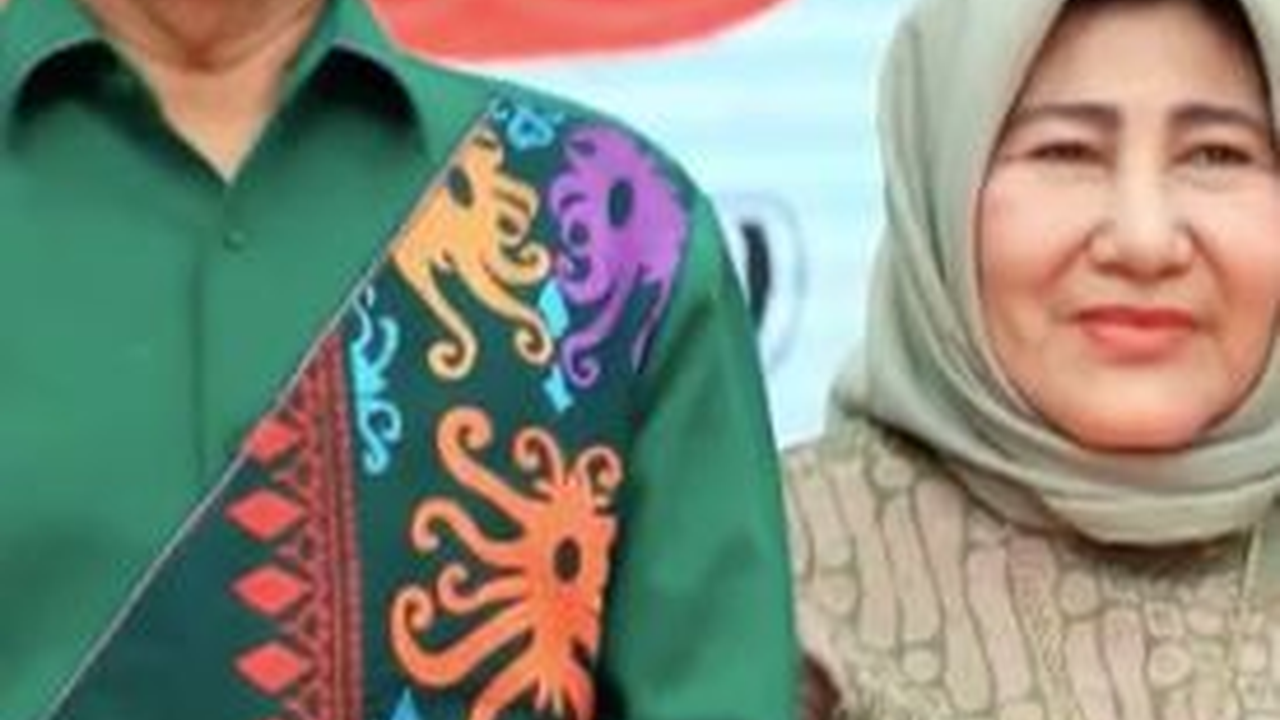 Kisah Romantis Mahfud MD Zaman Kuliah, Bonceng Kekasih Pakai Vespa Sampai Dapat Julukan Unik dari Dosen