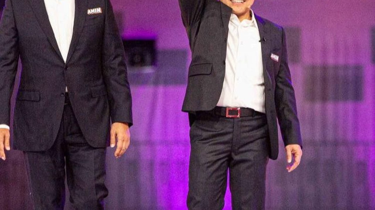 Debat Cawapres: Aksi Slepet Cak Imin Awali Pemaparan Visi Misi