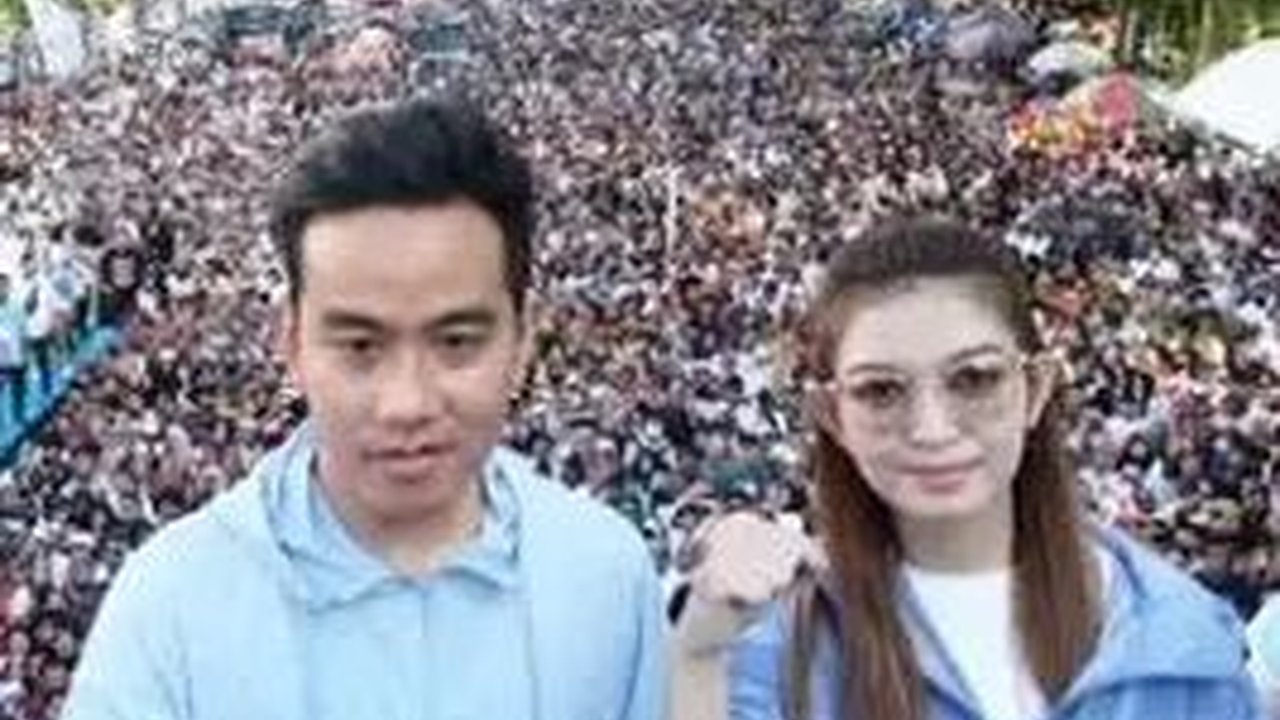Potret Selvi Ananda dan Erina Gudono saat Blusukan Dampingi Suami ikut Kampanye