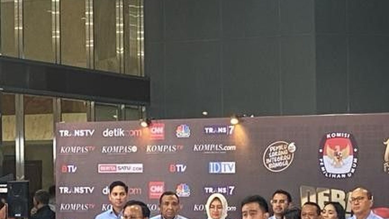 Prabowo Beri Nilai 9,9 untuk Penampilan Gibran di Debat Cawapres