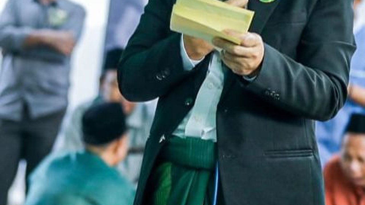 Ikhtiar Politik, Mardiono Silaturahmi ke Kiai Cirebon