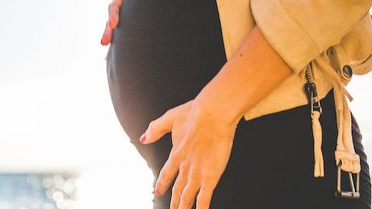 Catat, Tips Aman Bagi Ibu Hamil Gunakan Pesawat untuk Libur Nataru